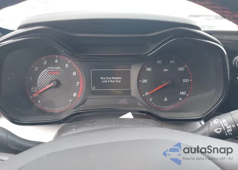 2024 Chevrolet Trax Fwd 1Rs z USA, uszkodzony, nr VIN KL77LGE23RC145177